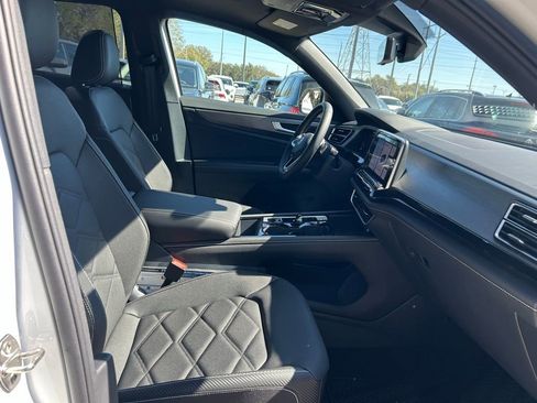 New 2026 Volkswagen Atlas Cross Sport SE image 36