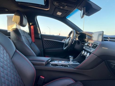 Used 2023 Genesis G70 3.3T w/ Sport Prestige Package RWD image 21