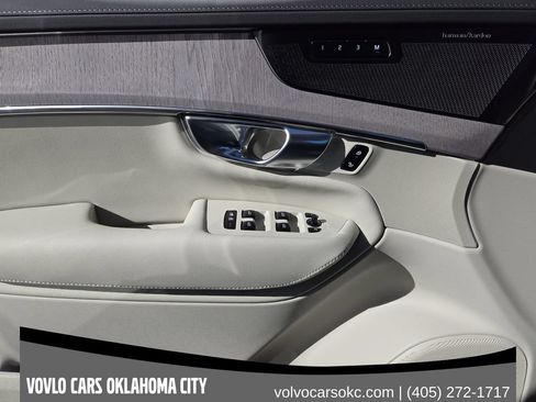 Used 2026 Volvo XC90 B6 Ultra w/ Protection Package Premier AWD/4WD image 23