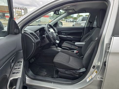 Used 2020 Mitsubishi Outlander Sport SE image 9