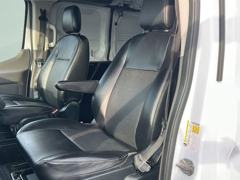 Used 2021 Ford Transit 250 Low Roof RWD image 4