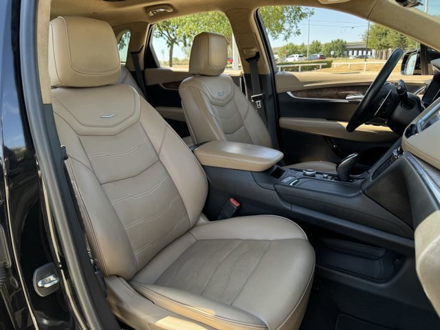 Used 2022 Cadillac XT5 Sportv w/ Platinum Package AWD/4WD image 31