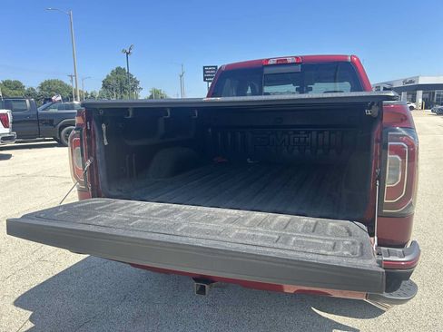 Used 2016 GMC Sierra 1500 SLT w/ All-Terrain Package AWD/4WD image 25