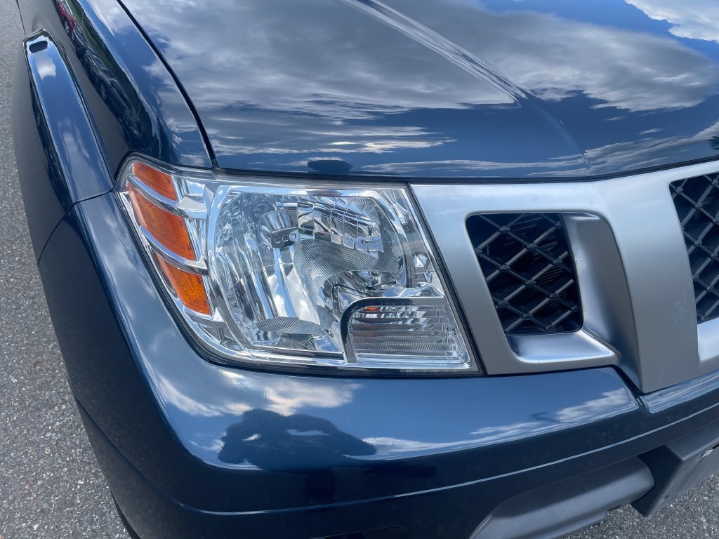 Used 2021 Nissan Frontier SV AWD/4WD image 4