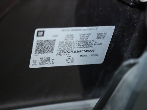 Used 2021 GMC Acadia SLT w/ Preferred Package image 20