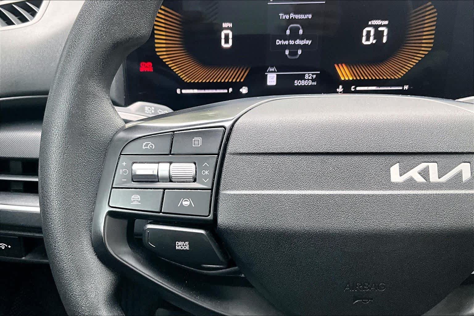 Used 2025 Kia K4 FWD image 23