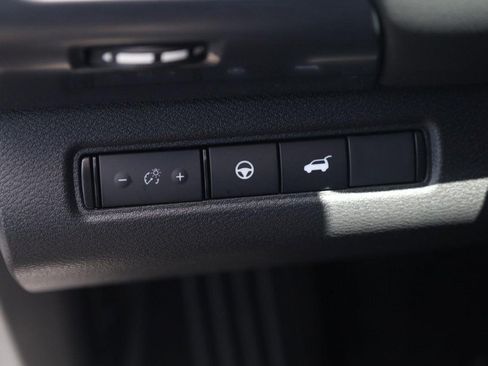 New 2026 Nissan Pathfinder SL w/ SL Premium Package AWD/4WD image 12