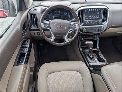 Used 2018 GMC Canyon SLE AWD/4WD image 10