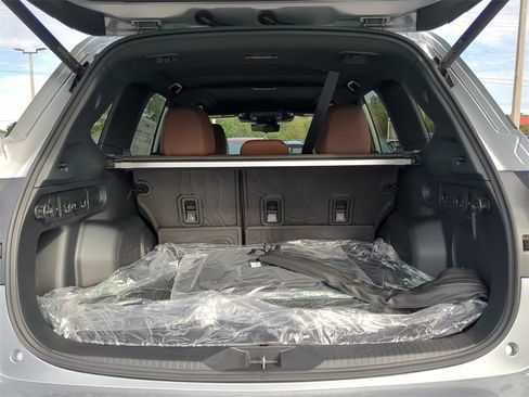 New 2025 Subaru Forester Touring image 9