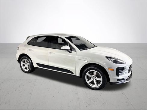 Used 2020 Porsche Macan AWD/4WD image 4