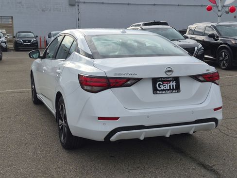 Used 2022 Nissan Sentra SV FWD image 8