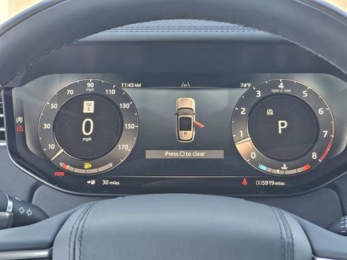 New 2025 Land Rover Range Rover SE image 22