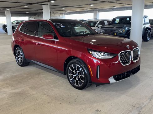 Certified 2025 BMW X3 xDrive30i image 1