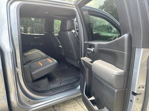 Used 2021 GMC Sierra 1500 AT4 w/ AT4 Value Package AWD/4WD image 7