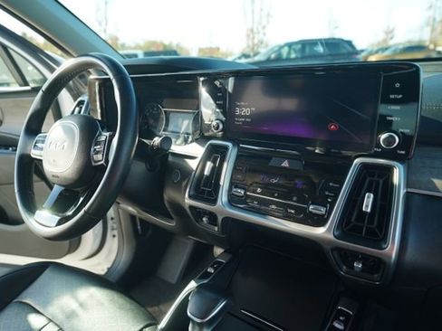 Used 2023 Kia Sorento X-Line EX image 36