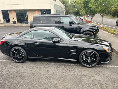 Used 2013 Mercedes-Benz SL 550 image 4
