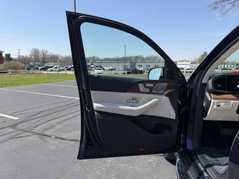 Used 2022 Mercedes-Benz GLE 450 4MATIC image 19