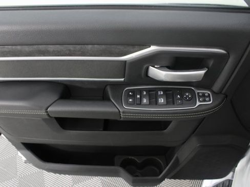 Used 2024 RAM 2500 Big Horn w/ Bed Utility Group image 13