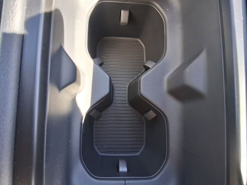 New 2026 Nissan Kicks SV image 18