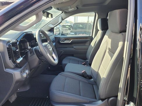 New 2026 GMC Sierra 1500 Elevation image 17