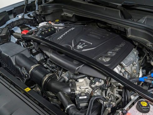 Used 2024 Maserati Grecale GT image 42
