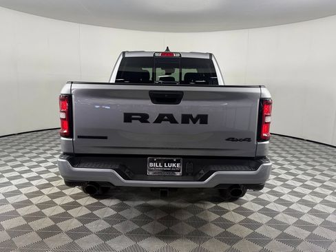 Used 2025 RAM 1500 Big Horn AWD/4WD image 9
