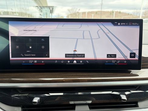 Certified 2024 BMW X6 xDrive40i w/ Premium Package image 14