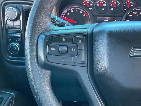 Used 2022 Chevrolet Silverado 1500 Custom Trail Boss AWD/4WD image 23