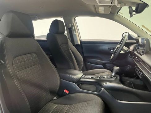 Used 2025 Honda HR-V LX image 10