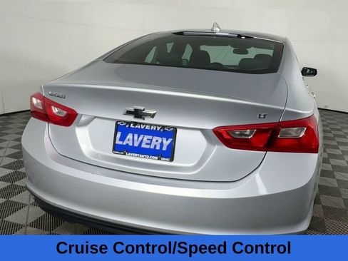 Used 2018 Chevrolet Malibu LT FWD image 11