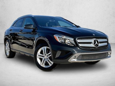 Used 2017 Mercedes-Benz GLA 250 image 12
