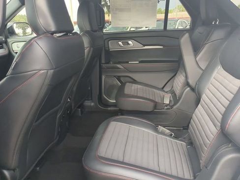 New 2025 Ford Explorer ST-Line w/ Premium Package image 4