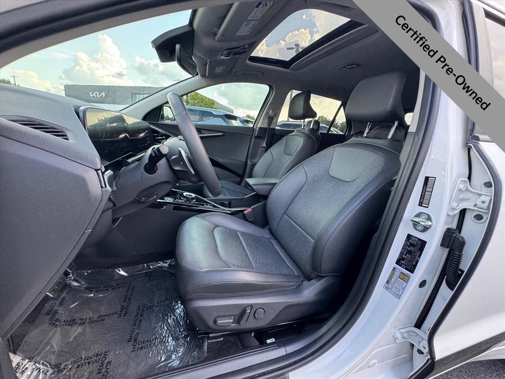 Certified 2024 Kia Niro Wave FWD image 17