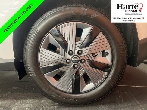 Used 2025 Nissan Murano SL image 13