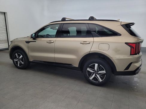 Used 2021 Kia Sorento EX AWD/4WD image 3