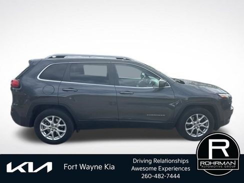 Used 2015 Jeep Cherokee Latitude w/ Comfort/Convenience Group FWD image 7
