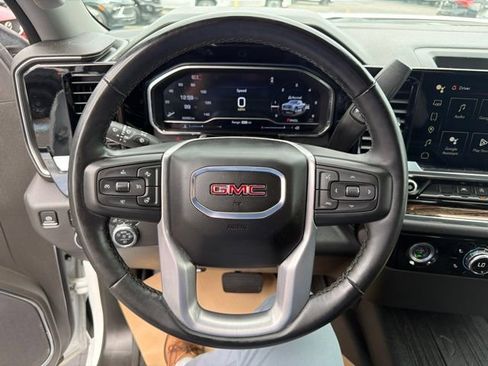 Certified 2024 GMC Sierra 1500 Elevation w/ LPO, GMC Protection Package AWD/4WD image 24