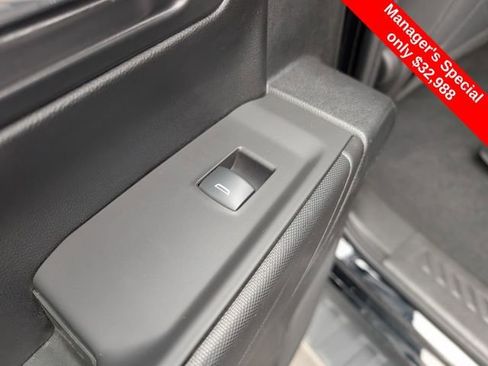 Used 2021 Chevrolet Silverado 1500 Custom Trail Boss image 13