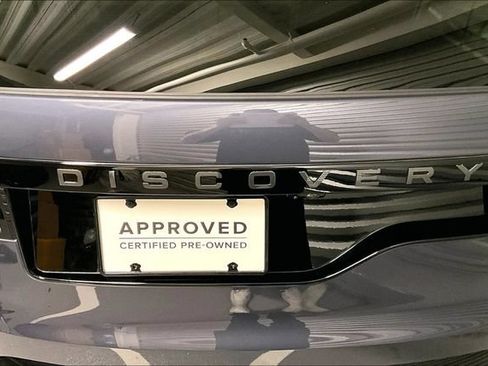 Certified 2025 Land Rover Discovery Dynamic SE AWD/4WD image 7