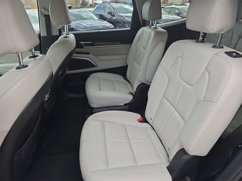 Used 2020 Kia Telluride SX image 15