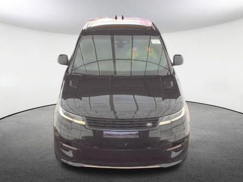 Used 2024 Land Rover Range Rover Sport Dynamic SE AWD/4WD image 2