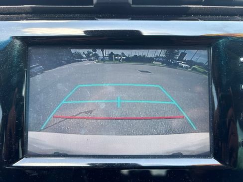 Used 2019 Toyota Camry LE FWD image 17