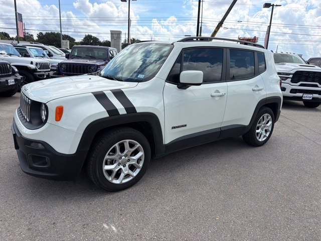Used 2018 Jeep Renegade Latitude w/ Popular Equipment Group FWD image 2