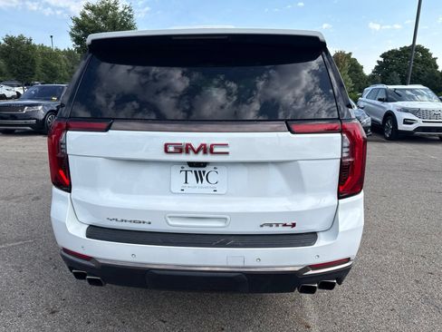 Used 2025 GMC Yukon AT4 Ultimate w/ LPO, Floor Liner Package AWD/4WD image 6
