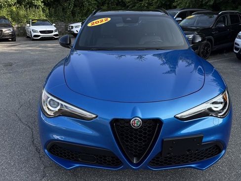 Used 2022 Alfa Romeo Stelvio Veloce AWD/4WD image 24