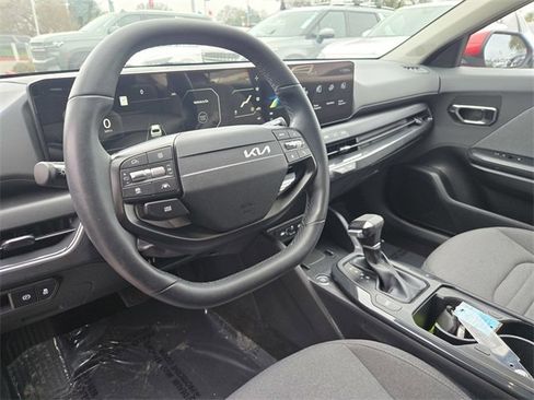 Certified 2025 Kia K4 EX image 13