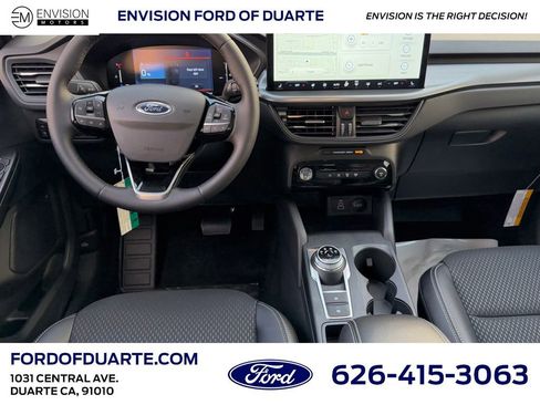 New 2025 Ford Escape SE image 23