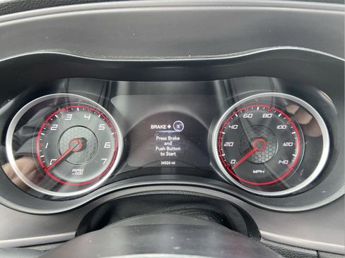 Used 2023 Dodge Charger SXT RWD image 9