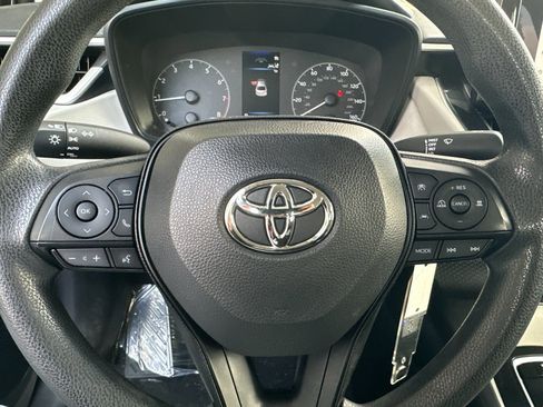 Used 2023 Toyota Corolla LE w/ Carpet Mat Package (TMS) image 21