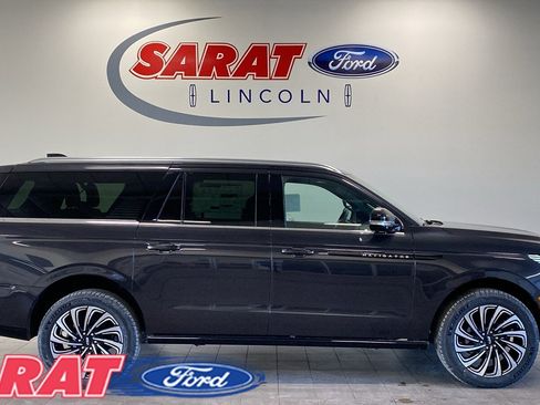 New 2025 Lincoln Navigator L Black Label image 1
